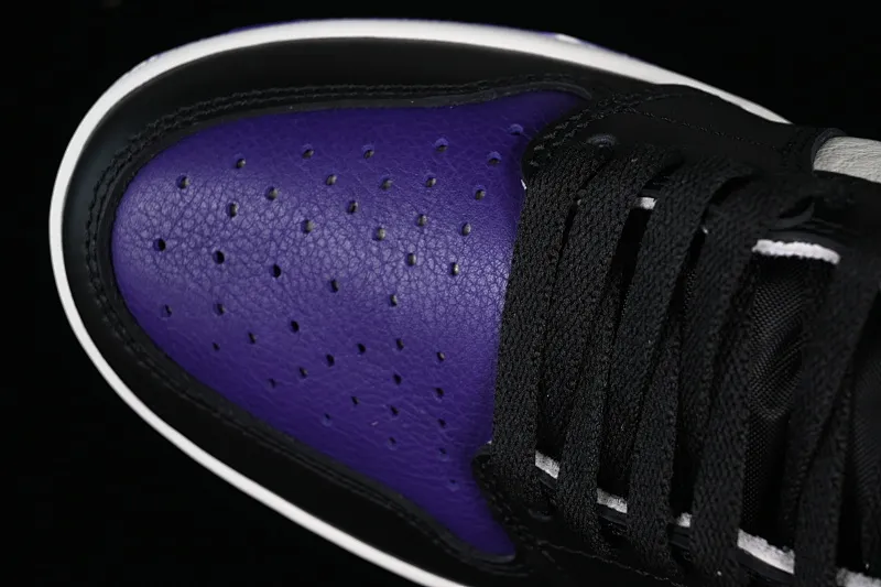 All categories Air Jordan Jordan series basketball shoes Air Jordan 1 High Pure original Air Jordan 1 Court Purple AJ1 Joe 1 black purple toe basketball shoes 555088-501